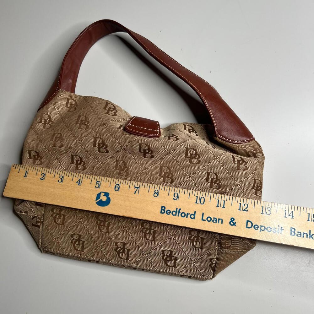 Dooney‎ & Bourke DB Signature Jacquard Shoulder Bag Brown Tan Leather Trim Hook - Picture 4 of 10